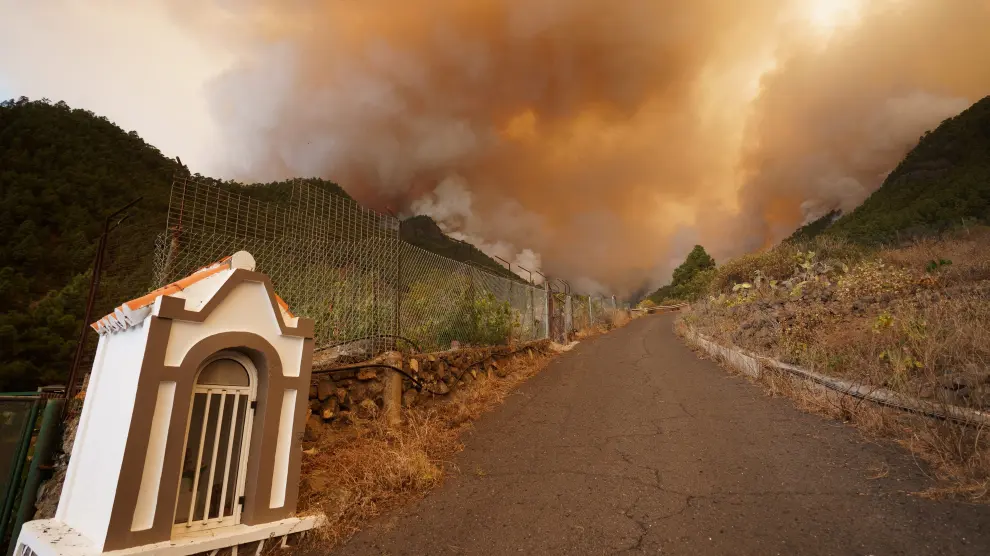 El fuego en la isla de Tenerife