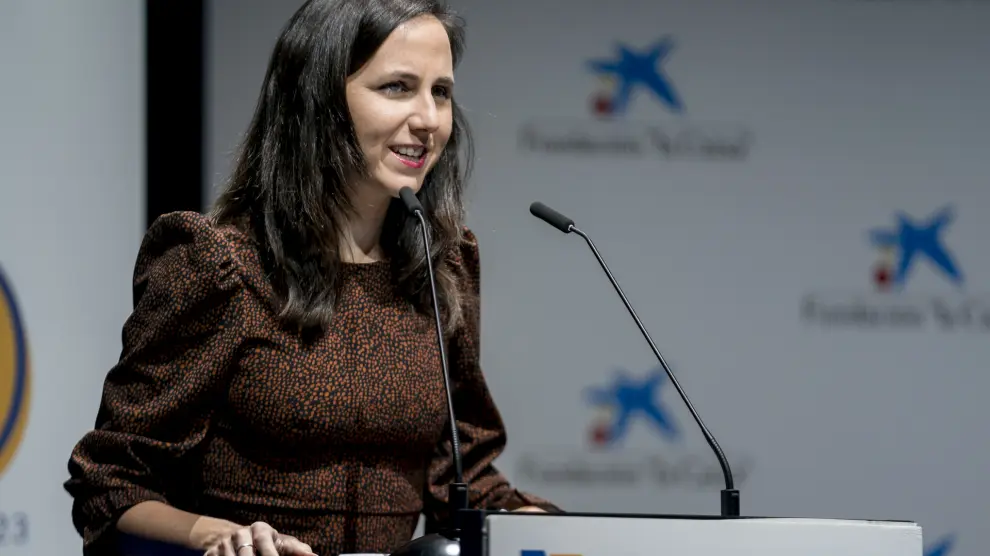 La secretaria general de Podemos y ministra de Derechos Sociales y Agenda 2030 en funciones, Ione Belarra, interviene durante el acto de aniversario del Consejo de la Juventud de España, en CaixaForum Madrid, a 2 de septiembre de 2023, en Madrid (España).