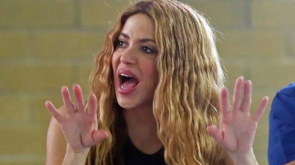 La cantante colombiana Shakira habla durante la inauguración de la Institución Educativa Distrital Nuevo Bosque Pies Descalzos, en Barranquilla (Colombia).