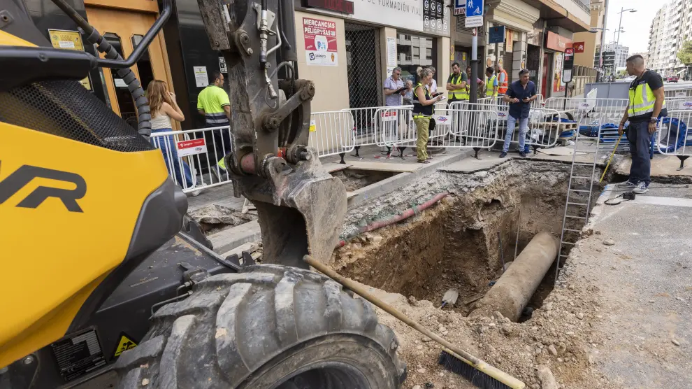 Un trabajador perdió la vida en agosto en esta zanja de la avenida Goya de Zaragoza.