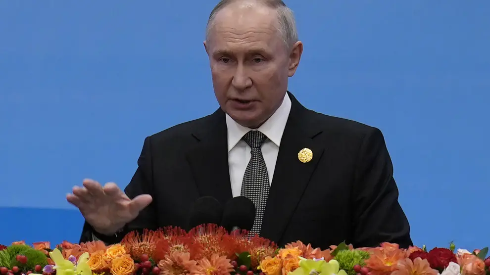 El presidente ruso, Vladimir Putin, pronuncia un discurso durante el Foro de la Franja y la Ruta en el Gran Salón del Pueblo de Beijing.