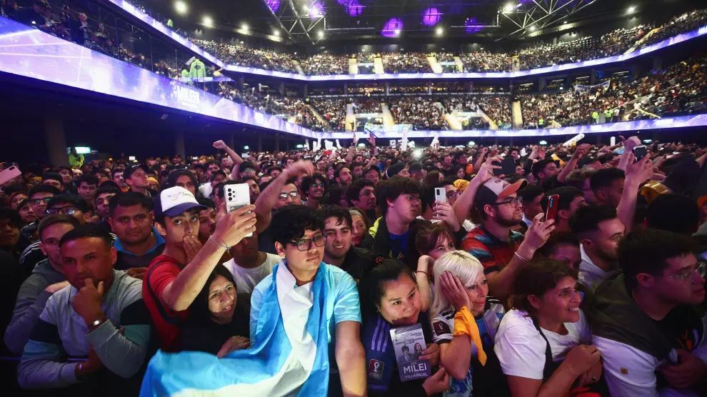 El Movistar Arena, abarrotado de seguidores de Milei
