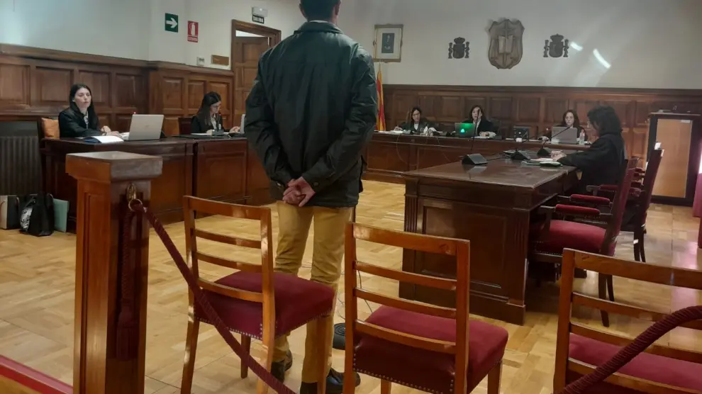 El acusado, en el momento de declarar en el juicio celebrado este martes en la Audiencia de Teruel.