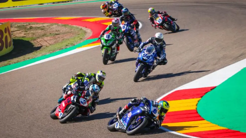 Foto de la carrera del Mundial de Superbikes en Motorland de este 2023