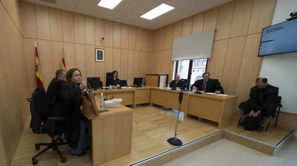 El juicio, en la foto, tuvo lugar este martes en el Juzgado de lo Contencioso Administrativo de Teruel.