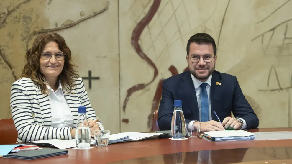 El presidente de la Generalitat, Pere Aragonès, junto a la consellera de Presidencia, Laura Vilagrà