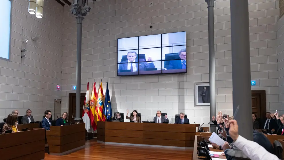 Pleno de la Diputación Provincial de Zaragoza de este miércoles.
