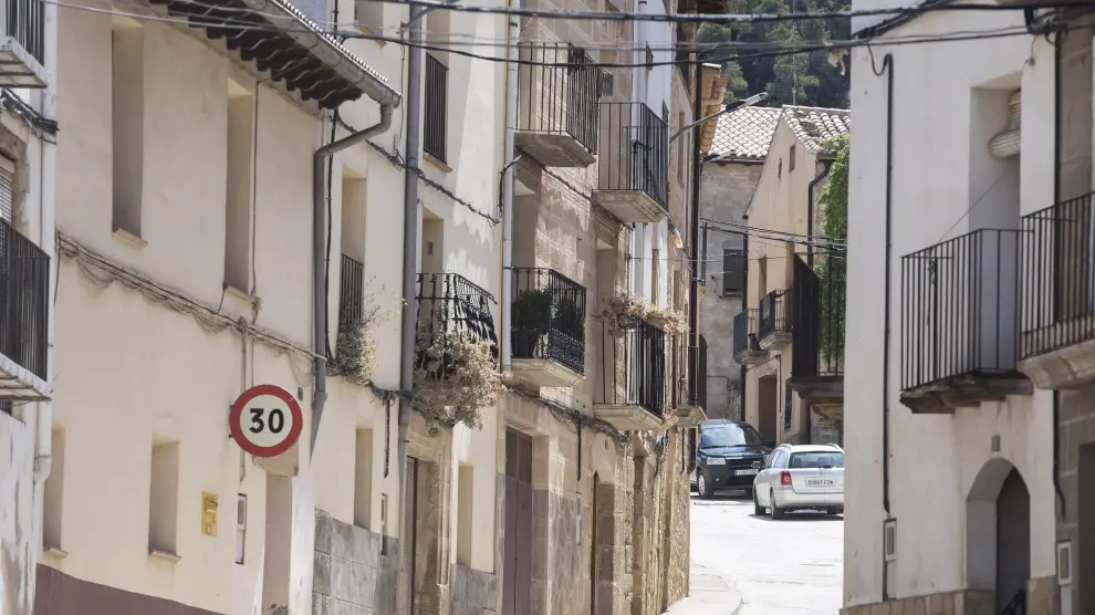Imagen de La Portellada, un pueblo dividido en dos barrios.