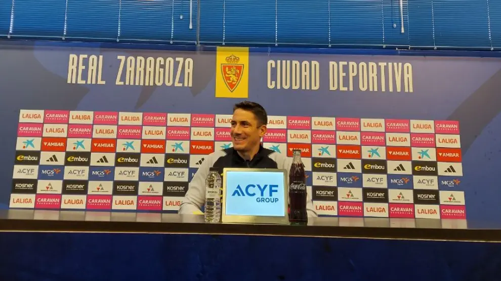 Julio Velázquez, en su primera rueda de prensa de previa de un partido, este jueves en la Ciudad Deportiva.