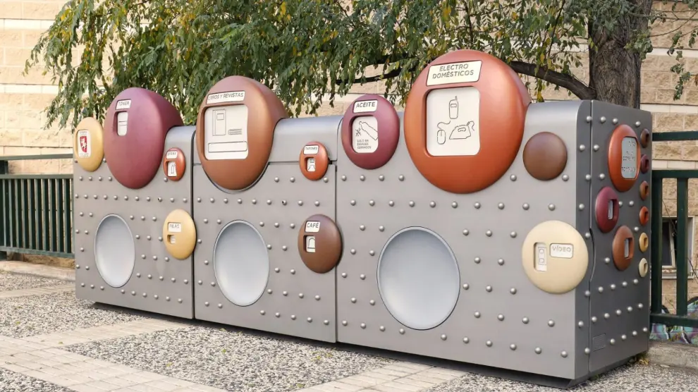 Los nuevos puntos limpios de proximidad de Zaragoza facilitan el reciclaje a los vecinos.