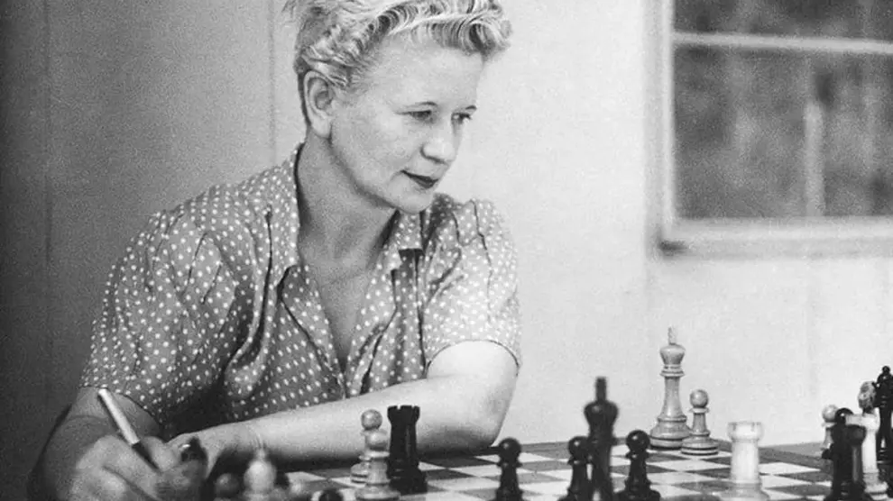La ajedrecista Sonja Graf, en su madurez.