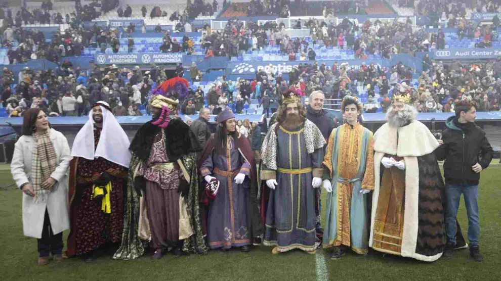 Llegada de los Reyes Magos al estadio de La Romareda de Zaragoza en 2023