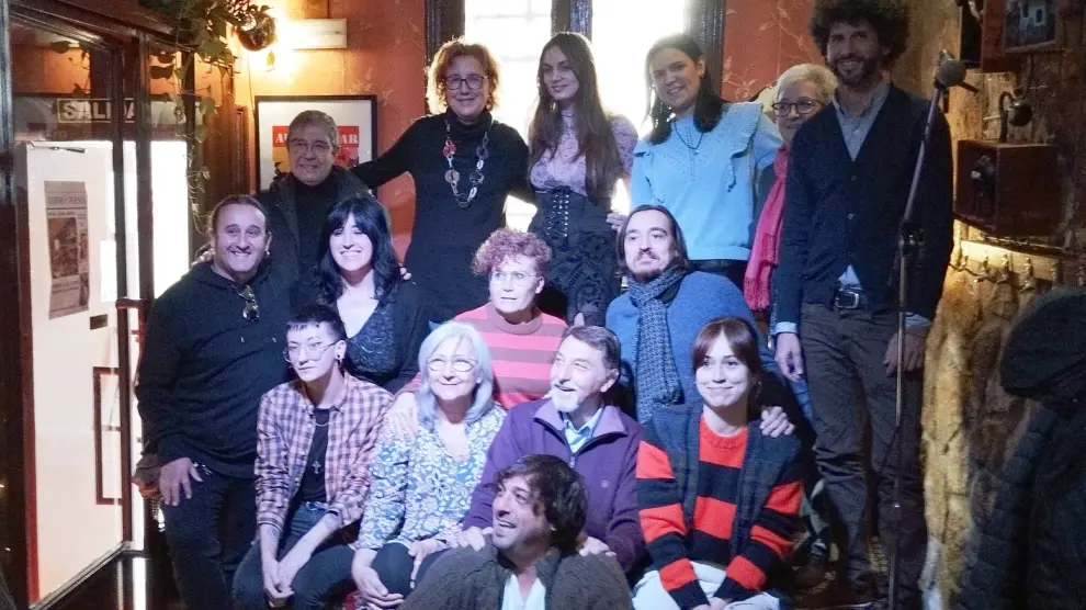 Algunos de los integrantes de la Plataforma de Poetas por Teruel.