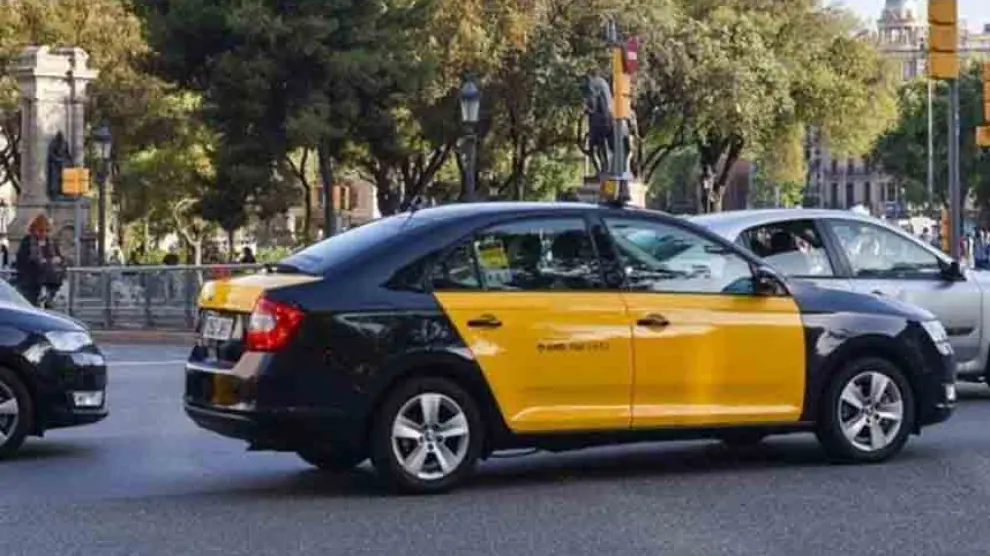 Imagen de archivo de un taxi en Cataluña.