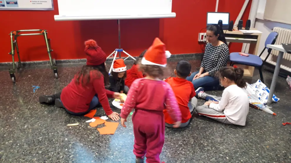 Imagen de archivo de niños de las familias del programa de Acogida e Integración de refugiados de Cruz Roja en Huesca.