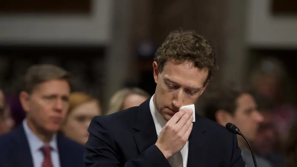 January 31, 2024, Washington, District Of Columbia, USA: Meta Founder and Chief Executive Officer Mark Zuckerberg wipes his face during a US Senate Committee on the Judiciary hearing to examine Big Tech and the online child sexual exploitation crisis, in the Dirksen Senate Office Building in Washington, DC, Wednesday, January 31, 2024 (Credit Image: © Rod Lamkey/CNP via ZUMA Press Wire) LAPRESSE