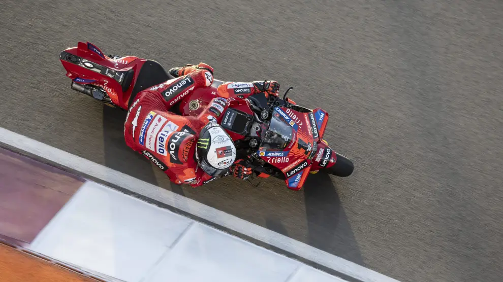 Francesco Bagnaia (Ducati) ha arrasado este martes en la segunda jornada del test de pretemporada de MotoGP en Catar.