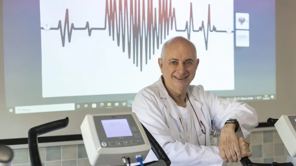 El doctor Fernando Garza, coordinador de la Unidad de Rehabilitación Cardiaca de Aragón.