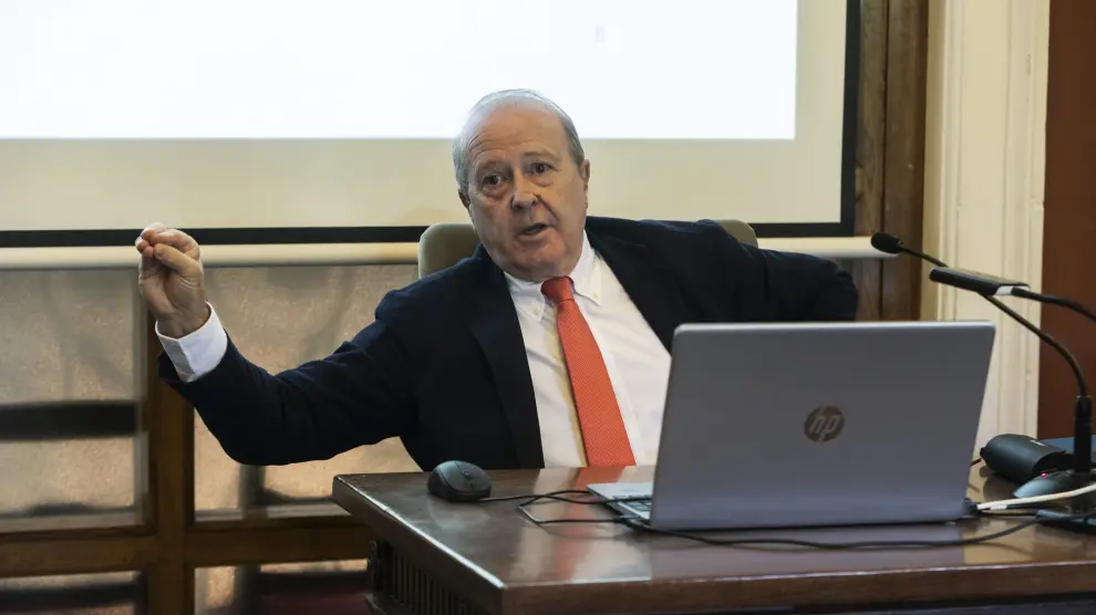 El catedrático de Análisis Económico de la Universidad de Zaragoza, Marcos Sanso.