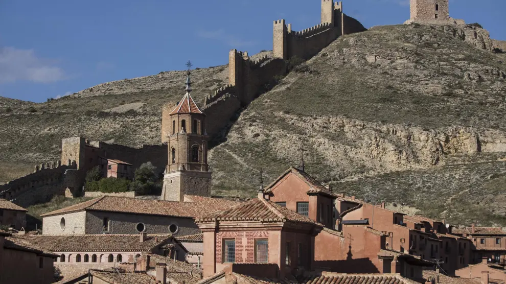ARAGÓN ES EXTRAORDINARIO: Vista general de Albarracín. Murallas. Autor: URANGA, LAURA Fecha: 29/09/2021 Propietario: Heraldo de Aragón Id: 2021-3014809 [[[HA ARCHIVO]]]