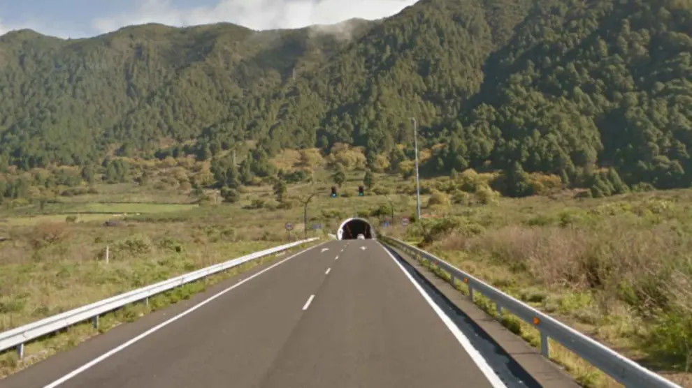 Este túnel se encuentra en las Islas Canarias y divide dos microclimas