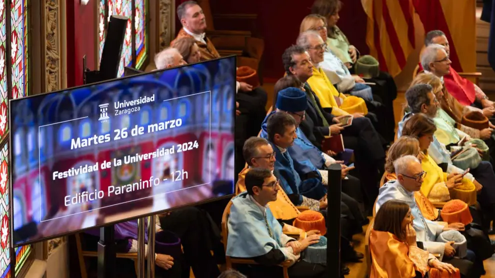 La celebración del patrón de la Universidad de Zaragoza, San Braulio, ha estado presidida por el rector y el presidente aragonés, con presencia de la alcaldesa y el arzobispo