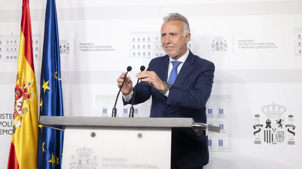 El ministro de Política Territorial y Memoria Democrática, Ángel Víctor Torres, ofrece una rueda de prensa en la sede del Ministerio.
