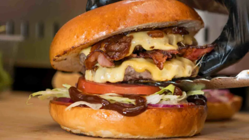 Una de las hamburguesas de The Champions Burger