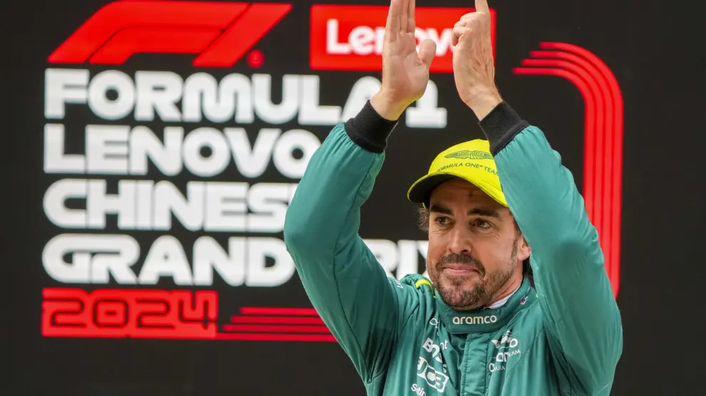 Fernando Alonso planta cara a los Red Bull y saldrá tercero en China