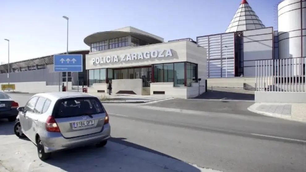 Vídeo: El "rebuscado" examen teórico de la Policía Local de Zaragoza: un 90% de suspendidos