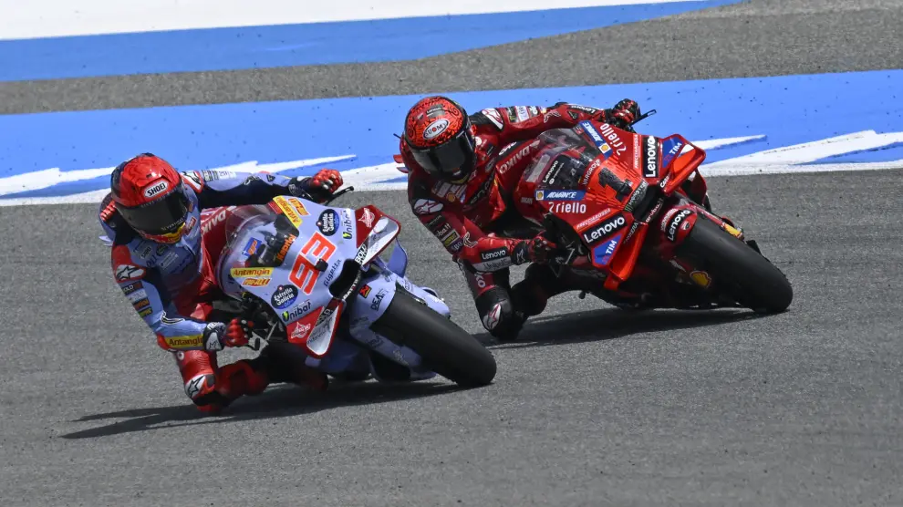 Pelea entre Marquez y Bagnaia en el Gran Premio de España de MotoGP en Jerez