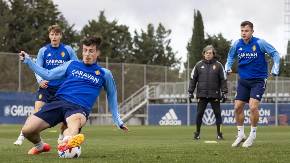 Entrenamiento del Real Zaragoza en la Ciudad Deportiva para preparar el partido contra el Burgos