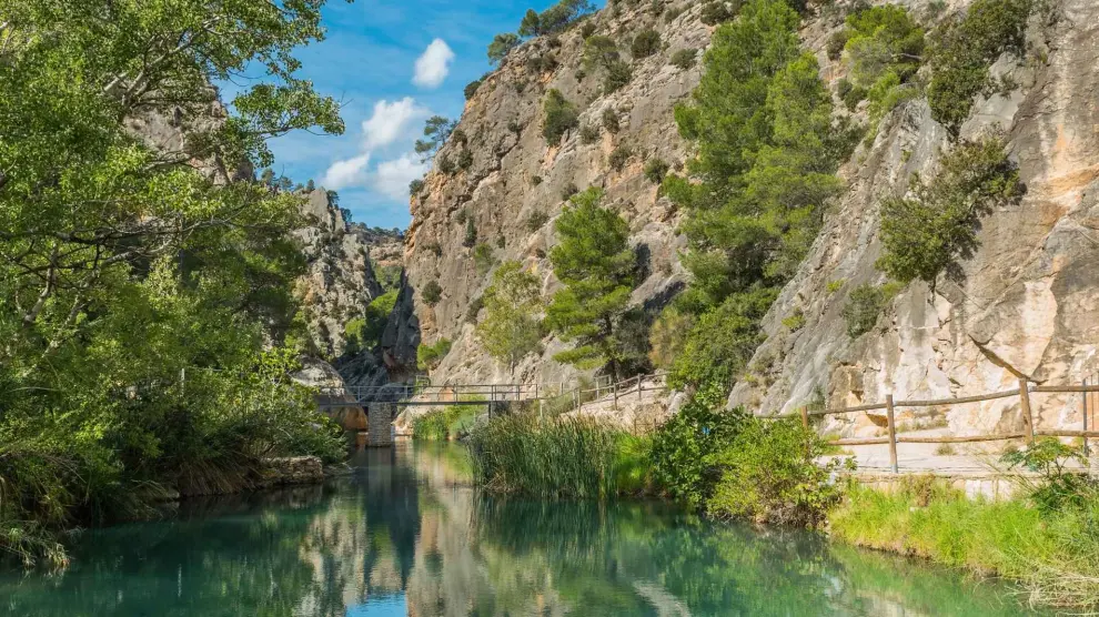 Estas termas naturales son el destino ideal (y gratis) para hacer una escapada de relax cerca de Aragón