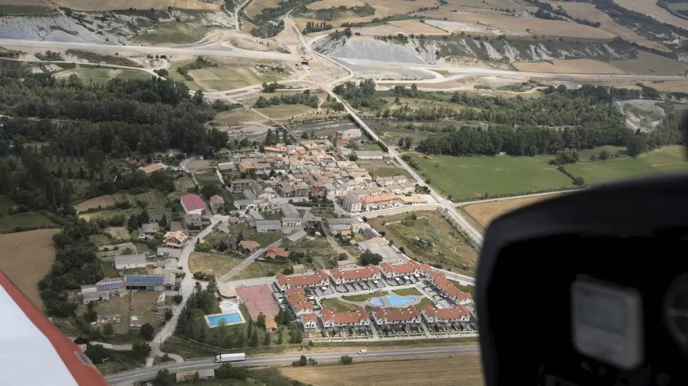 El pequeño pueblo de Santa Cilia es un destino ideal para descubrir el Pirineo desde las alturas