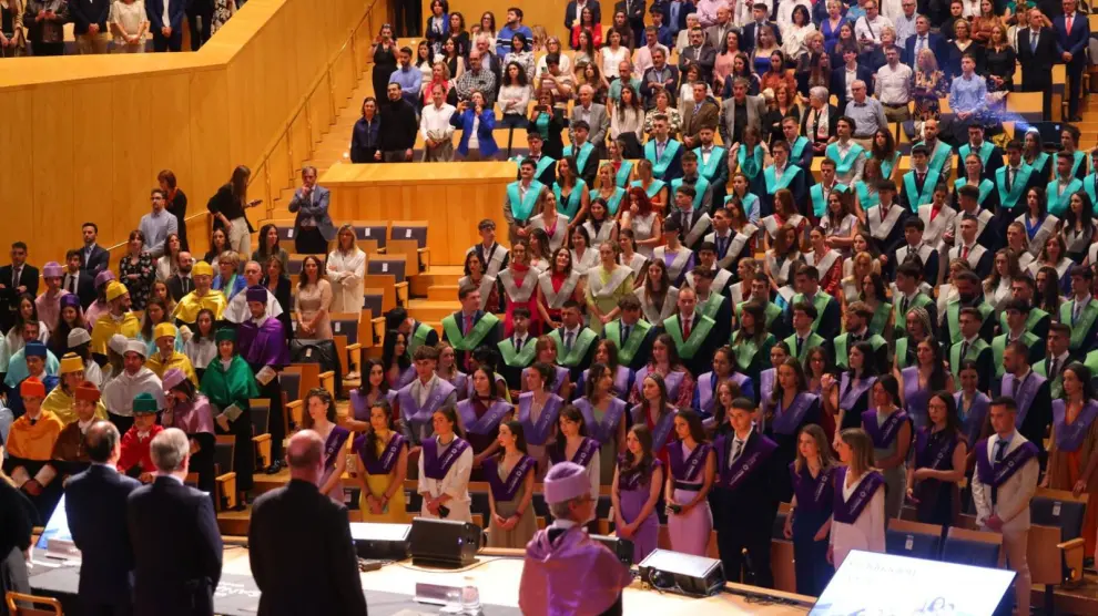Graduación de los estudiantes de la Facultad de Ciencias de la Salud de la Universidad San Jorge en el Auditorio de Zaragoza
