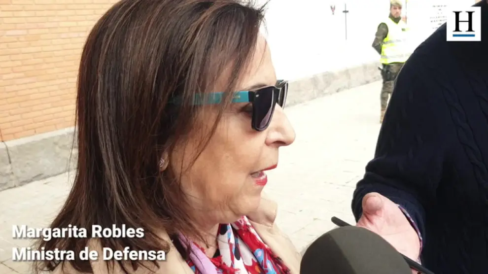 La ministra de Defensa, Margarita Robles, habla sobre la representación de los cascos azules por parte de la Brigada Aragón I