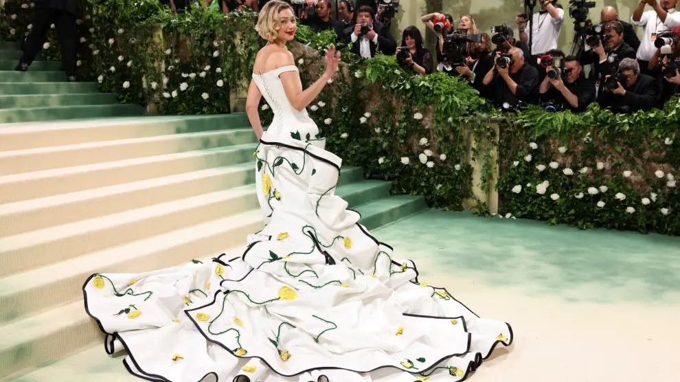 Todos los looks de las celebridades a su llegada a la ceremonia, en el Museo Metropolitano de Arte de Nueva York.