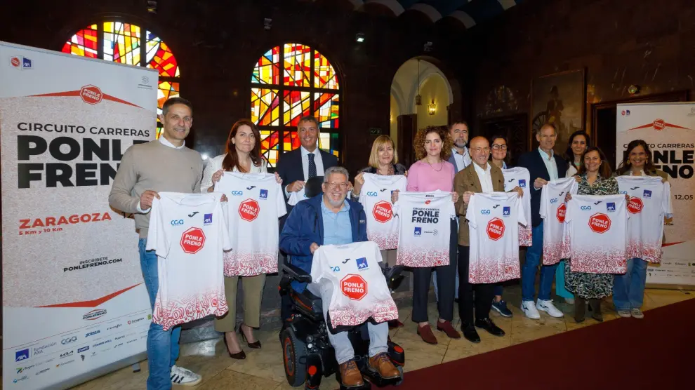 Presentación de la carrera 'Ponle freno' en el Ayuntamiento de Zaragoza