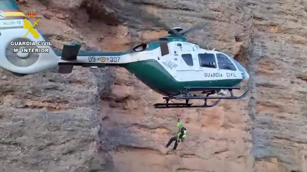 La Guardia Civil rescata a un escalador herido en los Mallos de Riglos