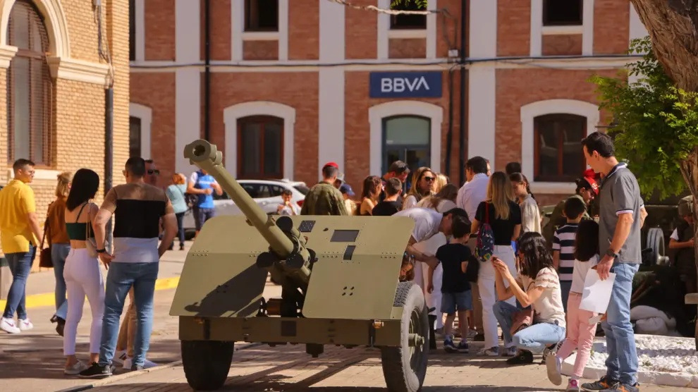 Jornada de puertas abiertas en la Academia General Militar (AGM) de Zaragoza.