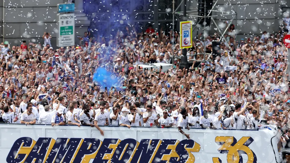 Foto de las celebraciones en Cibeles del Real Madrid por el títluo de la Liga