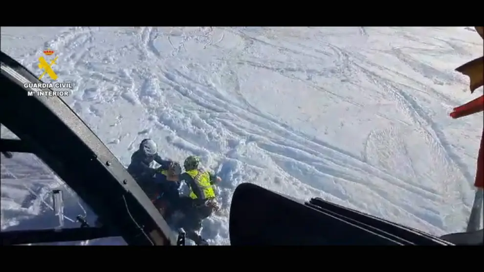 La Guardia Civil rescata a una esquiadora en Benasque