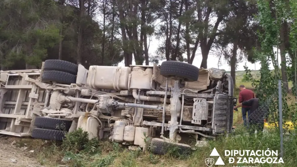 El camión del accidente mortal de Valareña.