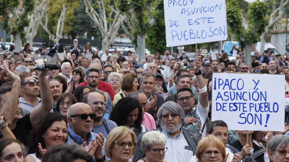 Concentración a favor de la plaza Francisco Rabal y el Centro Cultural Asunción Balaguer en la localidad madrileña de Alpedrete el pasado sábado 11 de mayo.