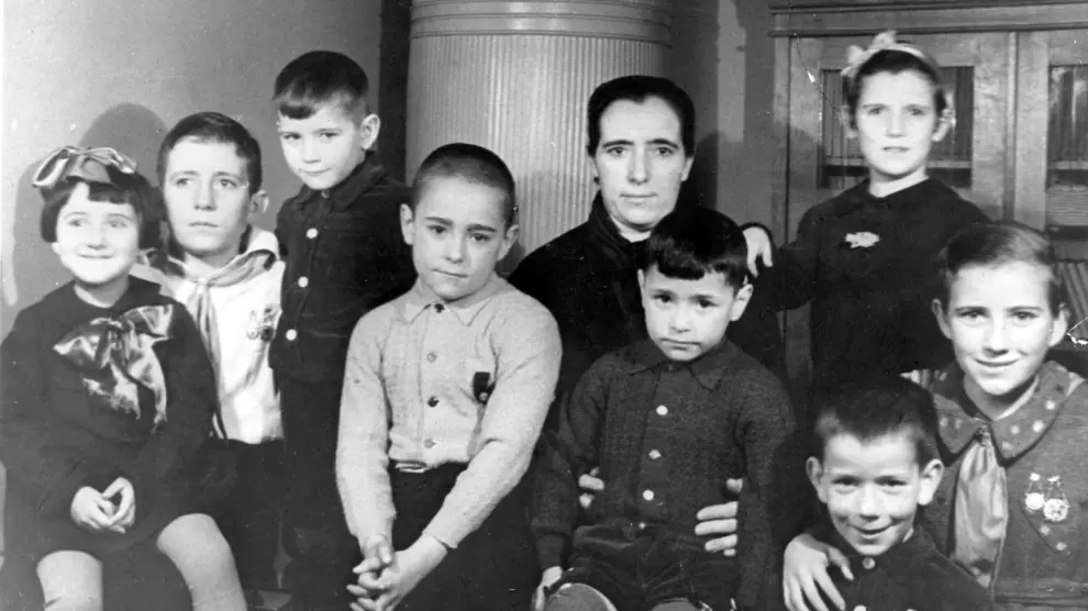 Los ocho niños de Fuendetodos de toda la familia Salueña que se llevaron a la Unión Soviética.
