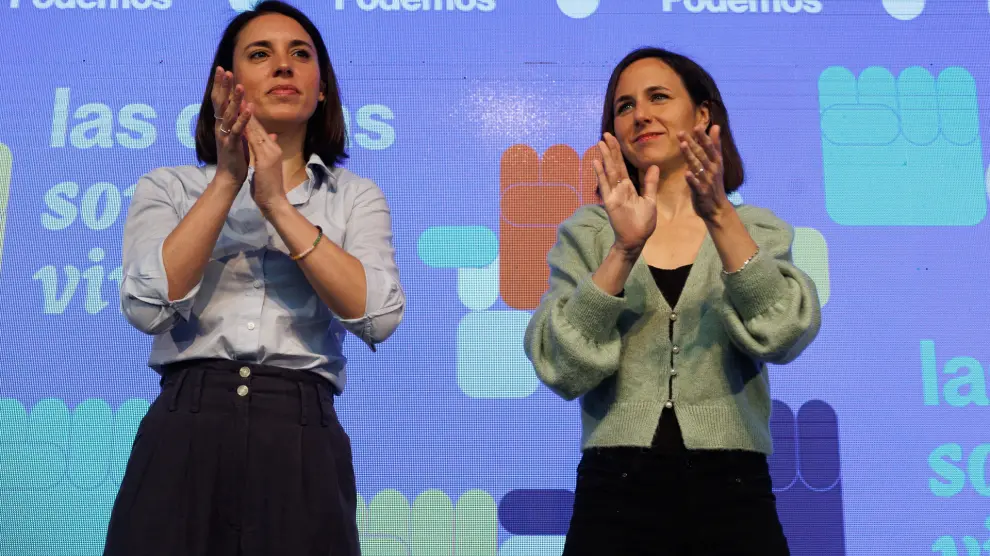 MADRID, 18/05/2024.- La candidate de Podemos a las eleciones europeas, Irene Montero, y la líder del partido, Ione Belarra (d) durante un acto sobre vivienda en Madrid, este sábado. EFE/Sergio Pérez