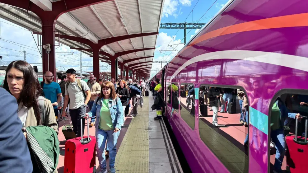 Un total de 400 viajeros de Cuenca y Albacete estrenan el nuevo Avlo S-106 de Renfe