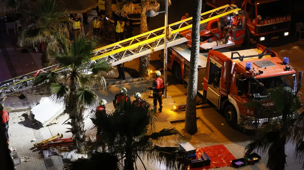 Derrumbe de un restaurante en la Playa de Palma ESPAÑA PALMA DERRUMBE