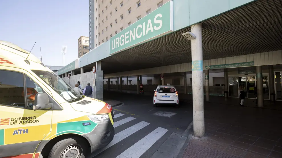 Entrada de Urgencias del Hospital Miguel Servet de Zaragoza