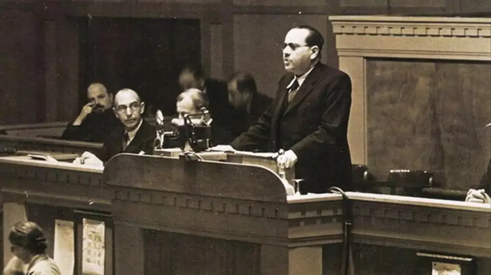 Juan Negrín en 1937, ante la Sociedad de las Naciones. España ya estaba en llamas y herida por el odio entre hermanos.